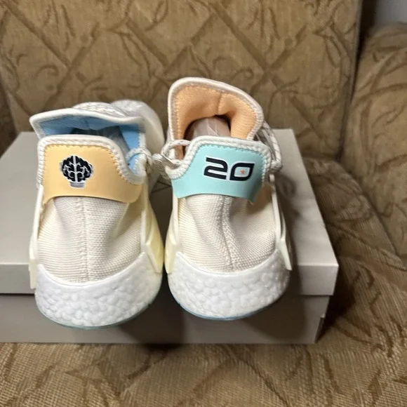 adidas gazelle silver green womens US9.5] adidas PW HU NMD NERD PHARRELL NERD HOMECOMING EE6283 [DS]